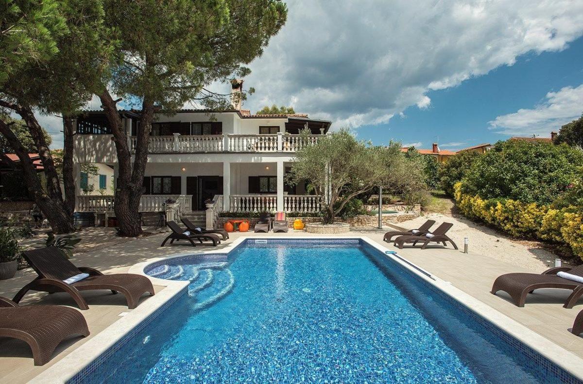 Villa Mima Banjole Exterior photo